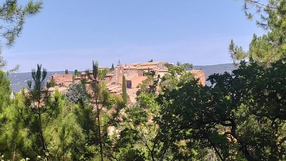 Camping L'Arc-en-Ciel *** — Campingplats in Roussillon