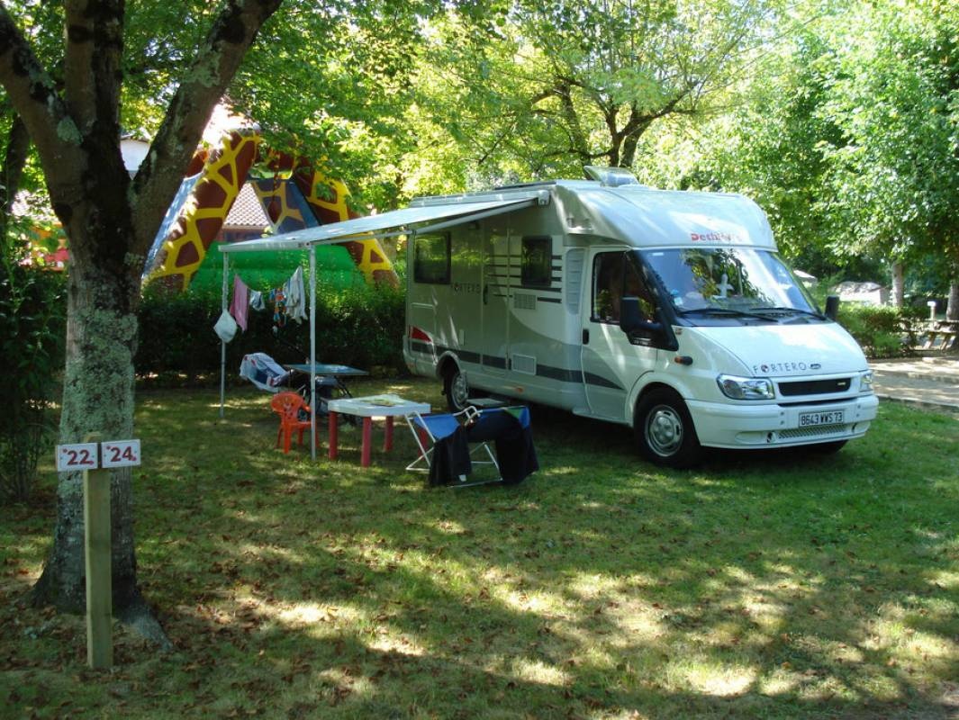 Camping de l'Arros - Le Gers — Cámping in Plaisance / Occitanie