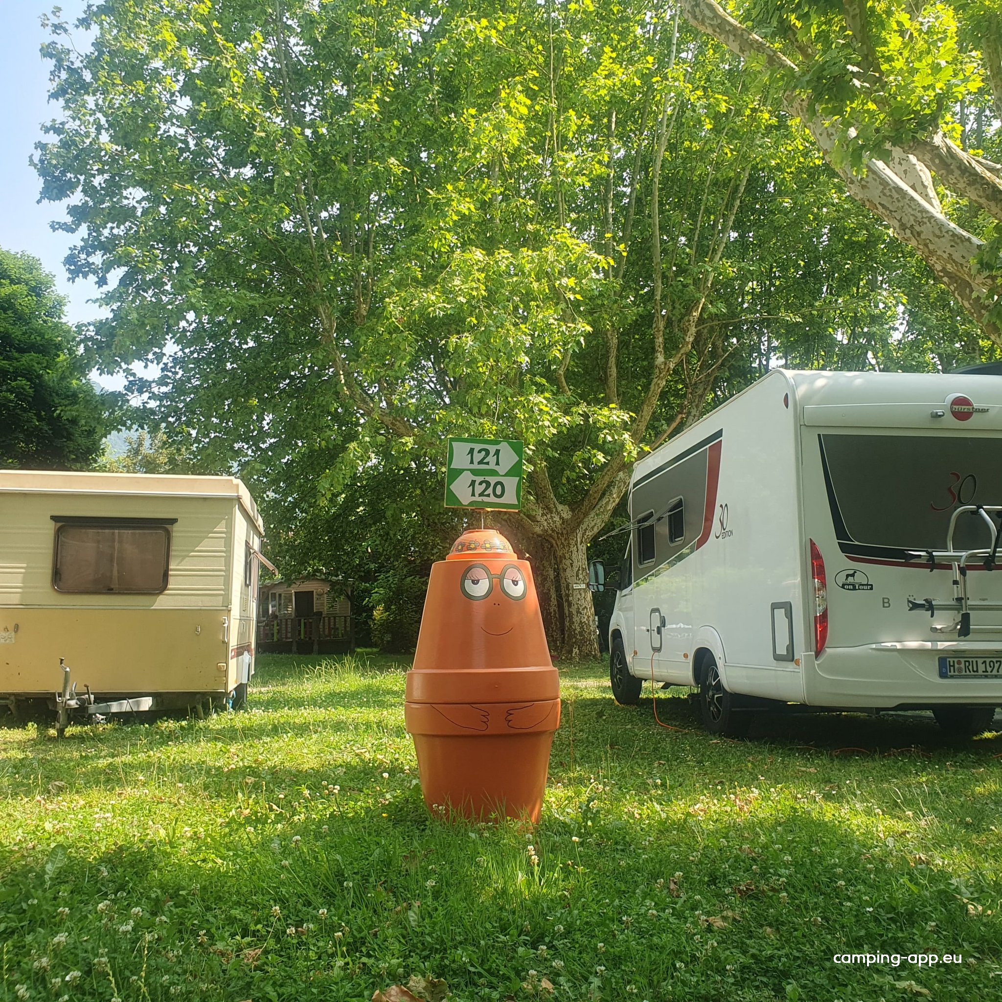Camping Le Bois de Cornage — Photo 2