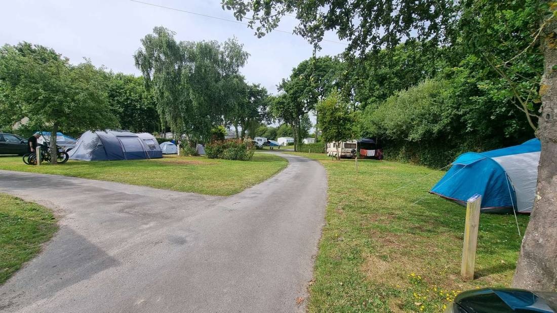 Camping Le Bois Pastel *** — Sítio de acampamento in Cancale