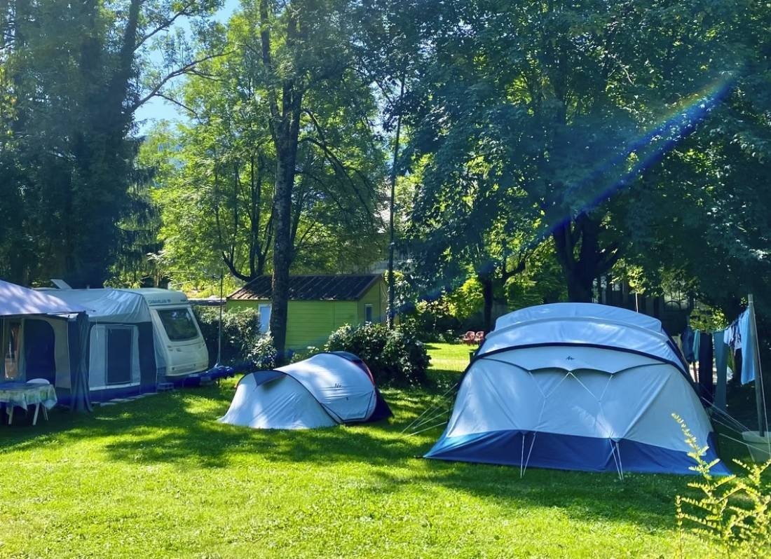 Camping l'Arc en Ciel *** — Kemp in Entre-deux-Guiers