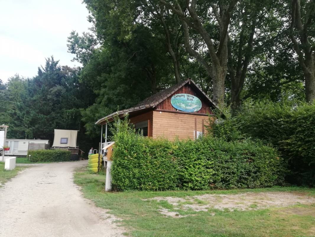 Camping Verte Rive — Camping in Cromary