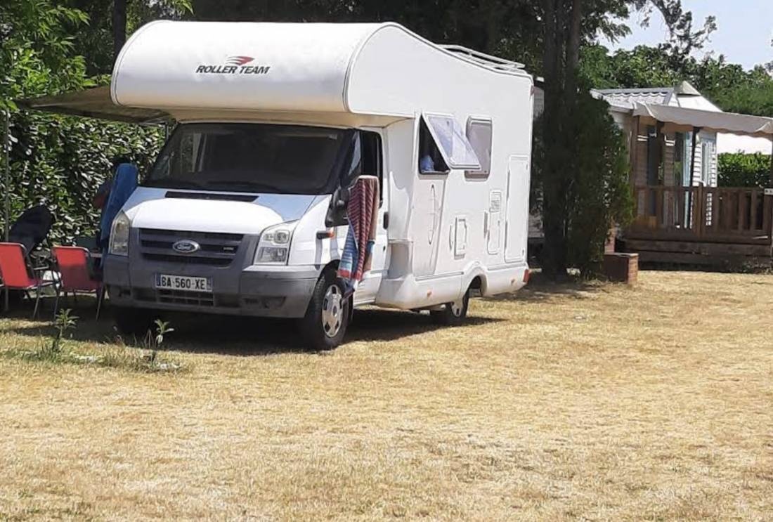 Camping Domaine Saint Laurent *** — Campingplats in Montferrand