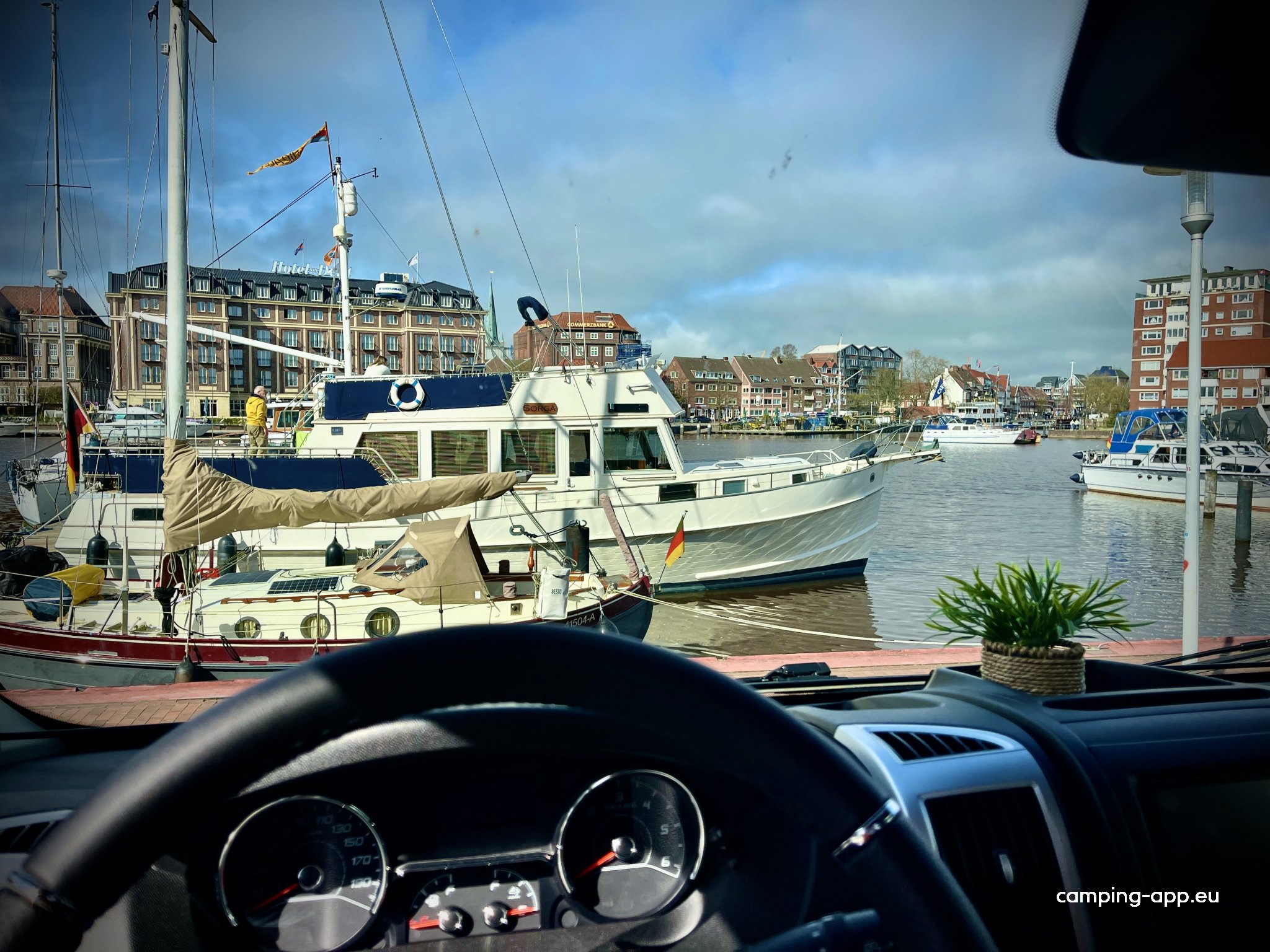 Stellplatz Alter Binnenhafen — Foto 6