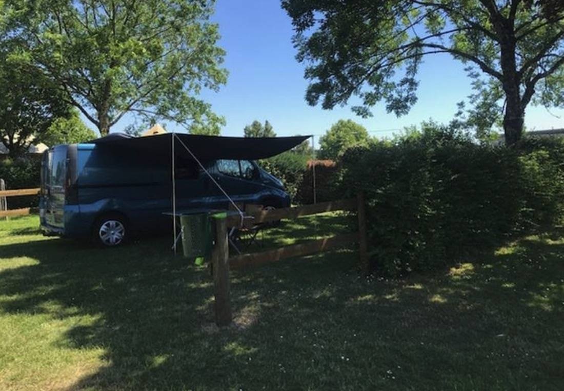 Glamping Sainte-Suzanne — Campingplats in Sainte-Suzanne-et-Chammes