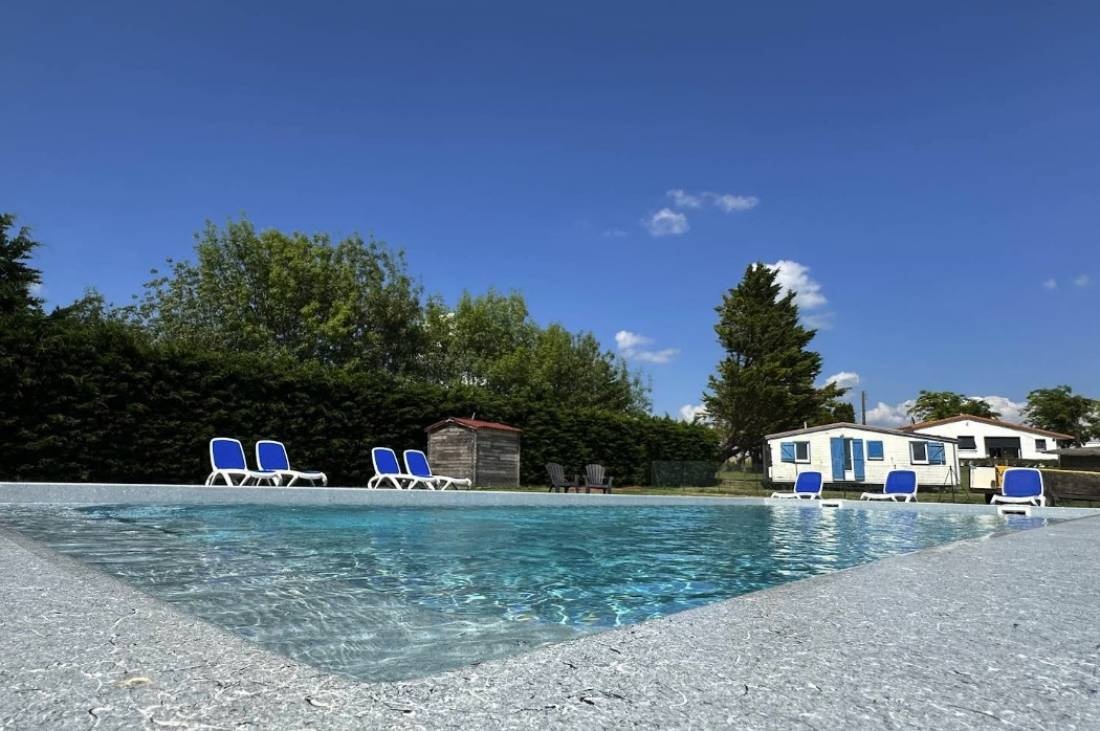 Camping de la Baie de Chandorat ** — Camping in Barzan