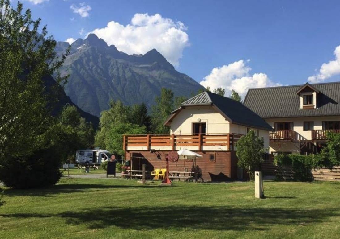 Camping Ferme Noemie — Camping in Le Bourg-d'Oisans