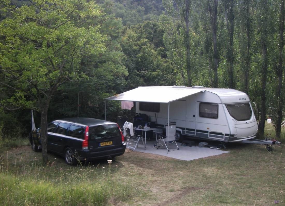 (geschlossen) Domain de Lambeyran (Naturisten Camping) — Camping Site in Lodève
