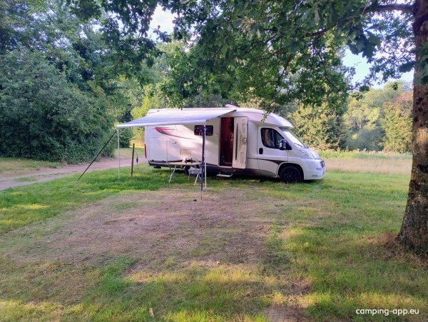 Campin Naturstein Pallieter *** (Naturisten Camping)