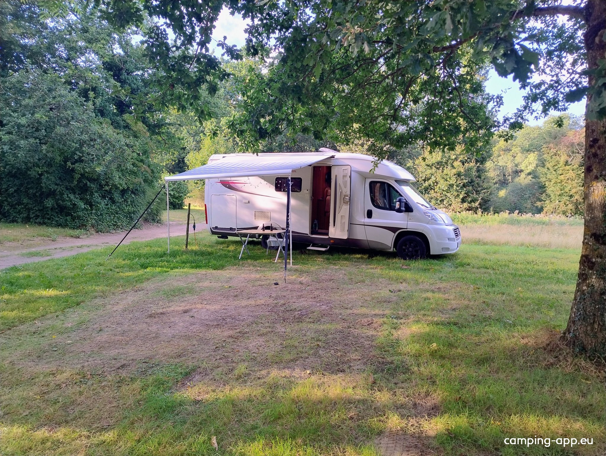 Campin Naturstein Pallieter *** (Naturisten Camping) — Campingplats in Bourseul