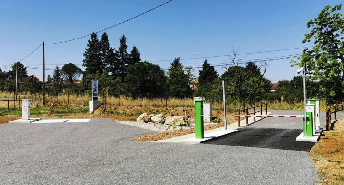 Stellplatz Villeneuve — Kamp yeri in Villeneuve / Occitanie