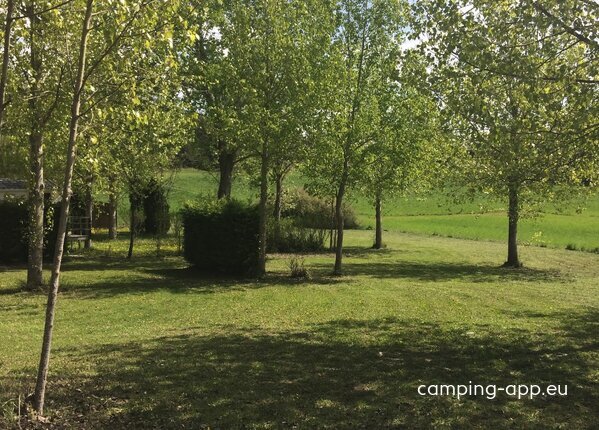 Camping La Clé des Champs ** — Photo 2