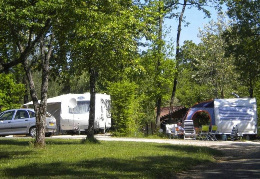 Camping La Fage **** — Campingplats in La Chapelle-Aubareil