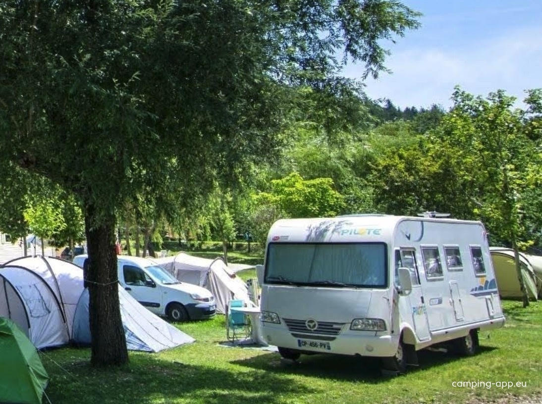 Camping La Ferme de Castellane *** — Campingplads in Castellane 