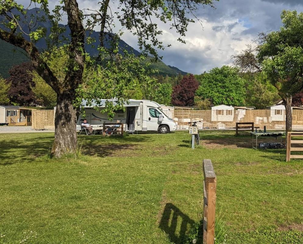 Camping La Ferme de la Serraz ***** — Camping Site in Doussard 