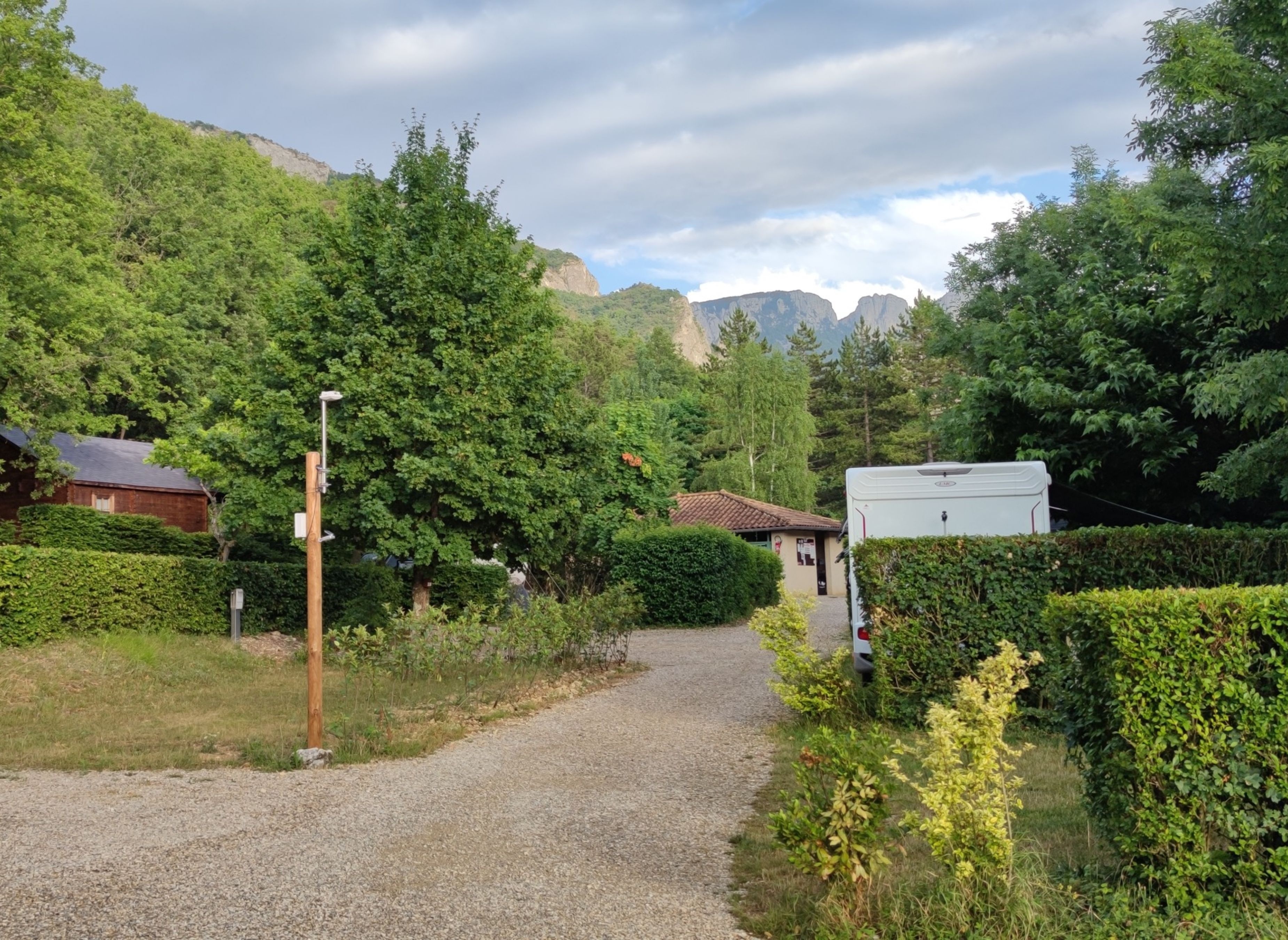 Camping La Combe d'Oyans *** — Camping in Rochefort-Samson