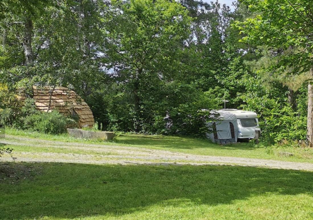 Camping Le Chagnee *** — Campingplass in St. Aubin-le-Cloud