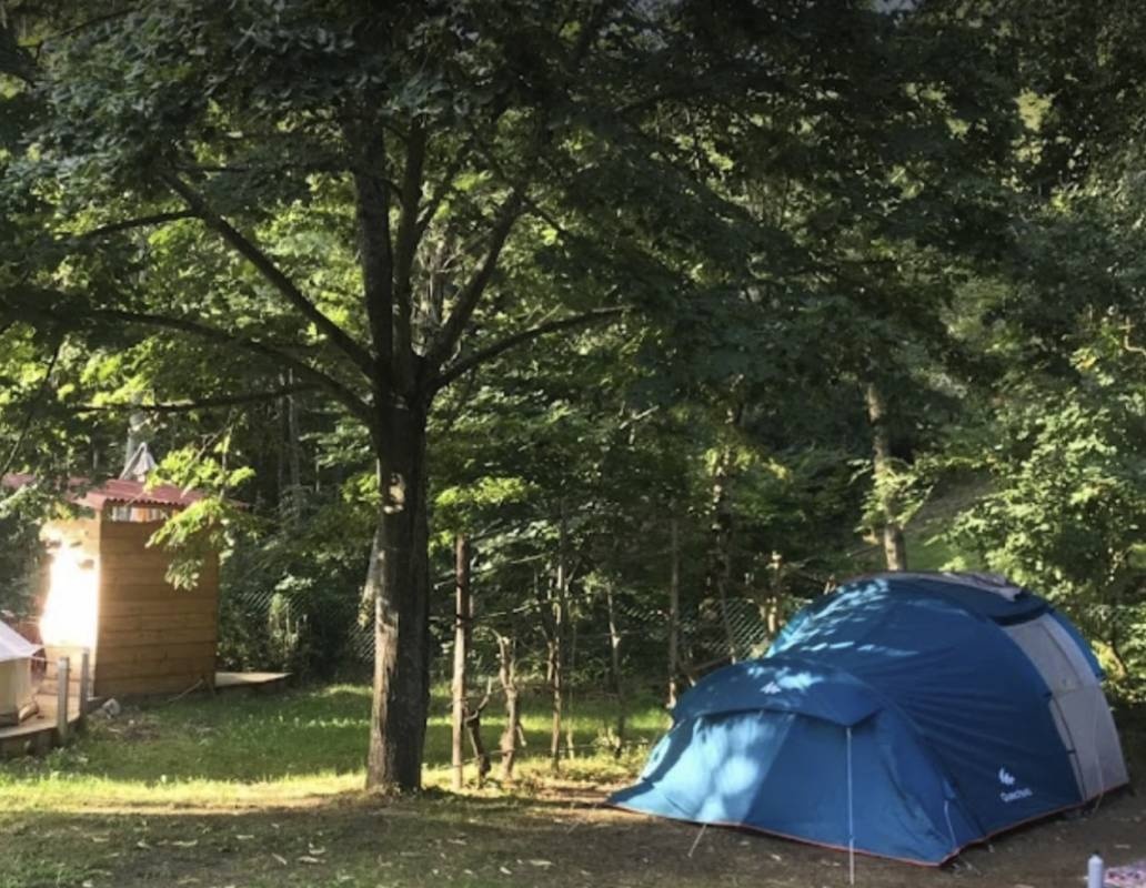 Camping Auprès de mon arbre — Campingplats in Mayres