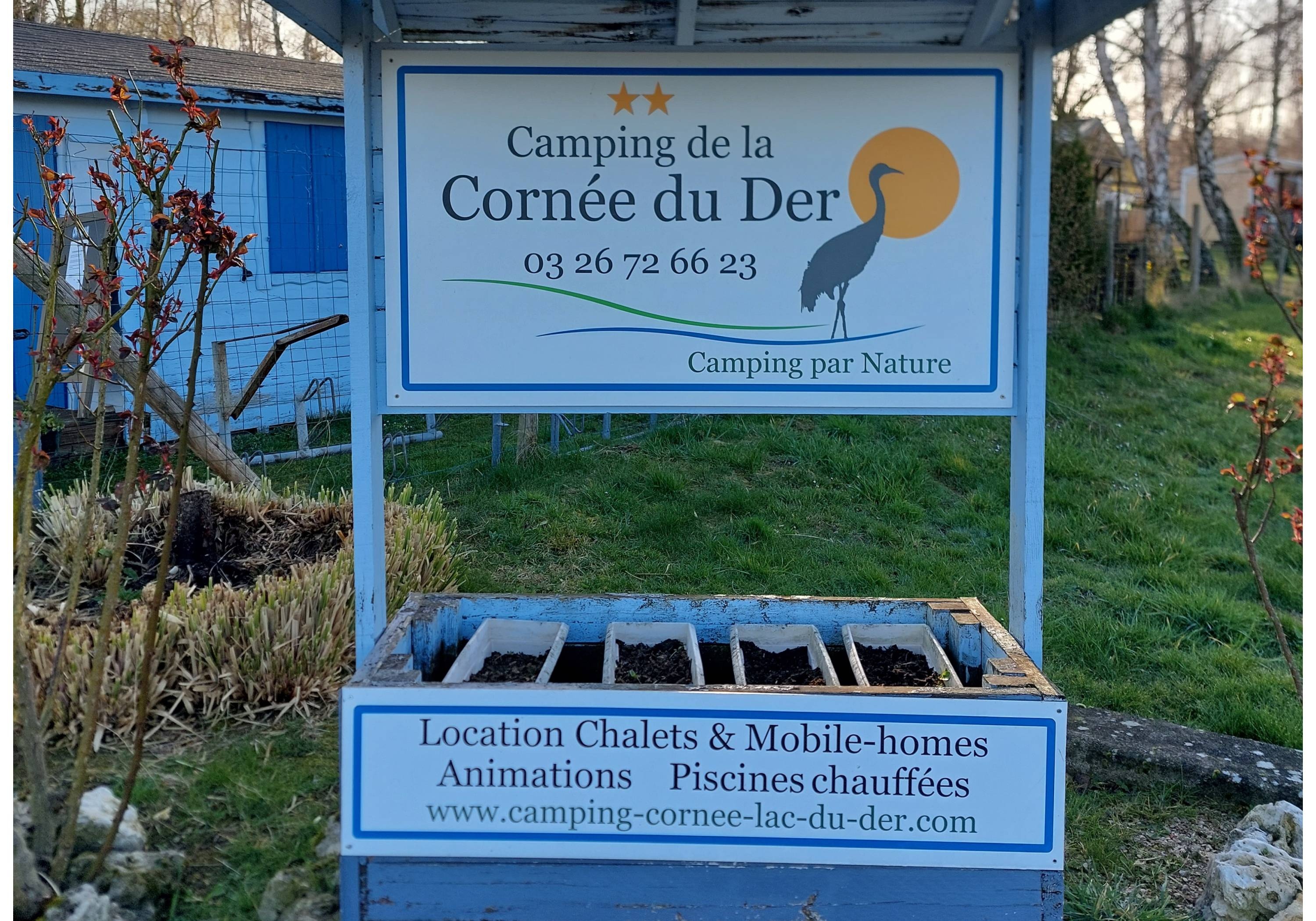 Camping de la Cornée du Der ** — Kemp in Sainte-Marie-du-Lac-Nuisement / Grand Est