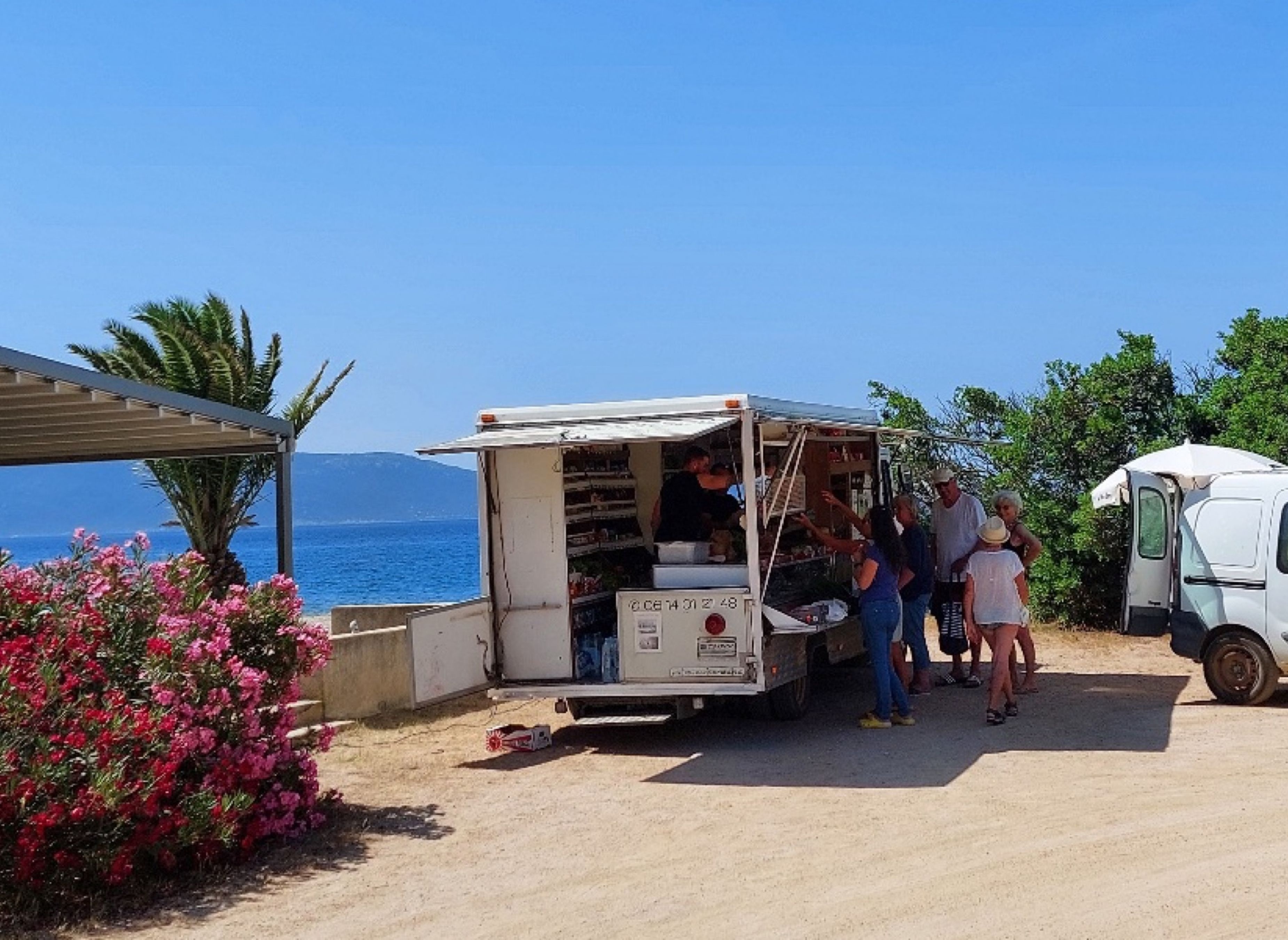 Camping Le Cyrnos ** — Sítio de acampamento in Serra-di-Ferro