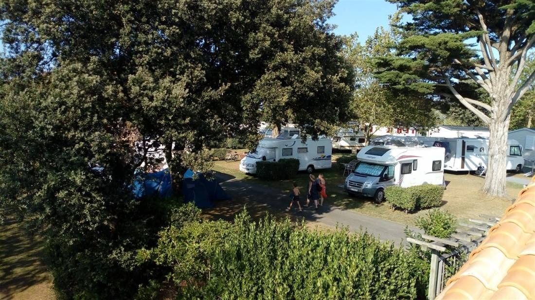 Camping*** Le Domaine de Bernezac — Kemp in Saint-Palais-sur-Mer