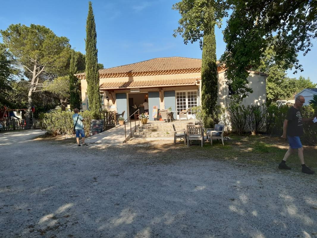 Camping Ventoux — Campingplads in Mazan