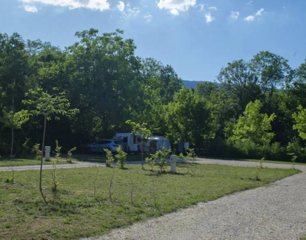 Camping Le Vaugrais *** — Kamp yeri in Artemare