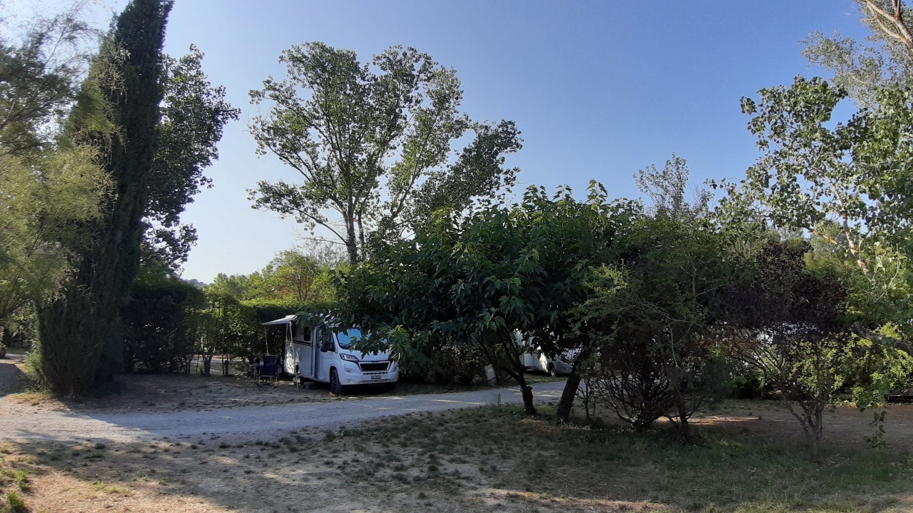 Camping Le Voconce *** — Camping Site in Crestet