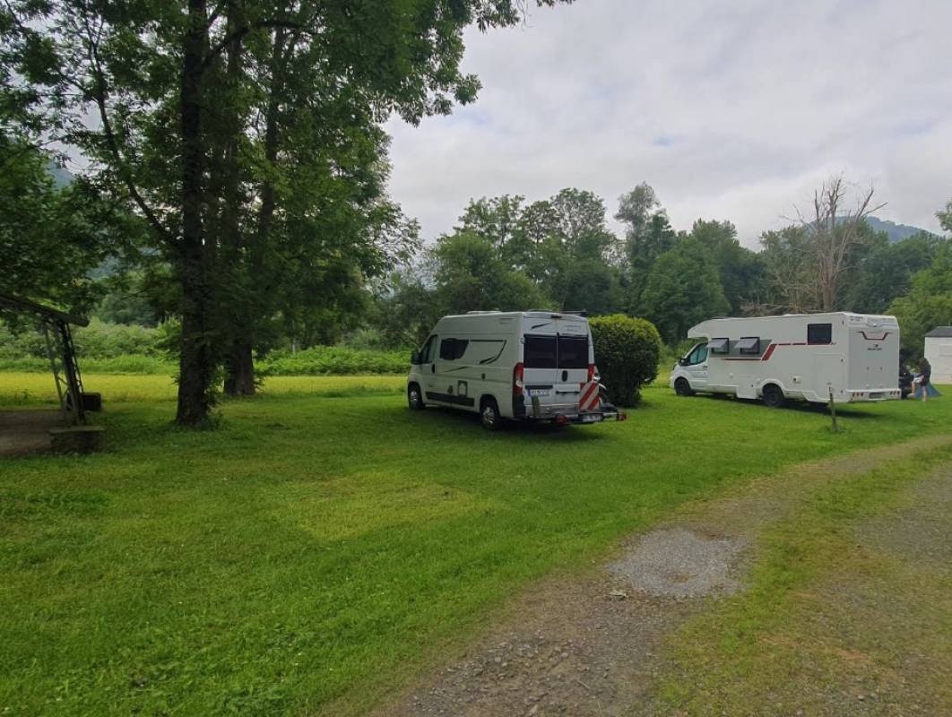 Le Camping des 4 Saisons — Kemping in Asasp-Arros