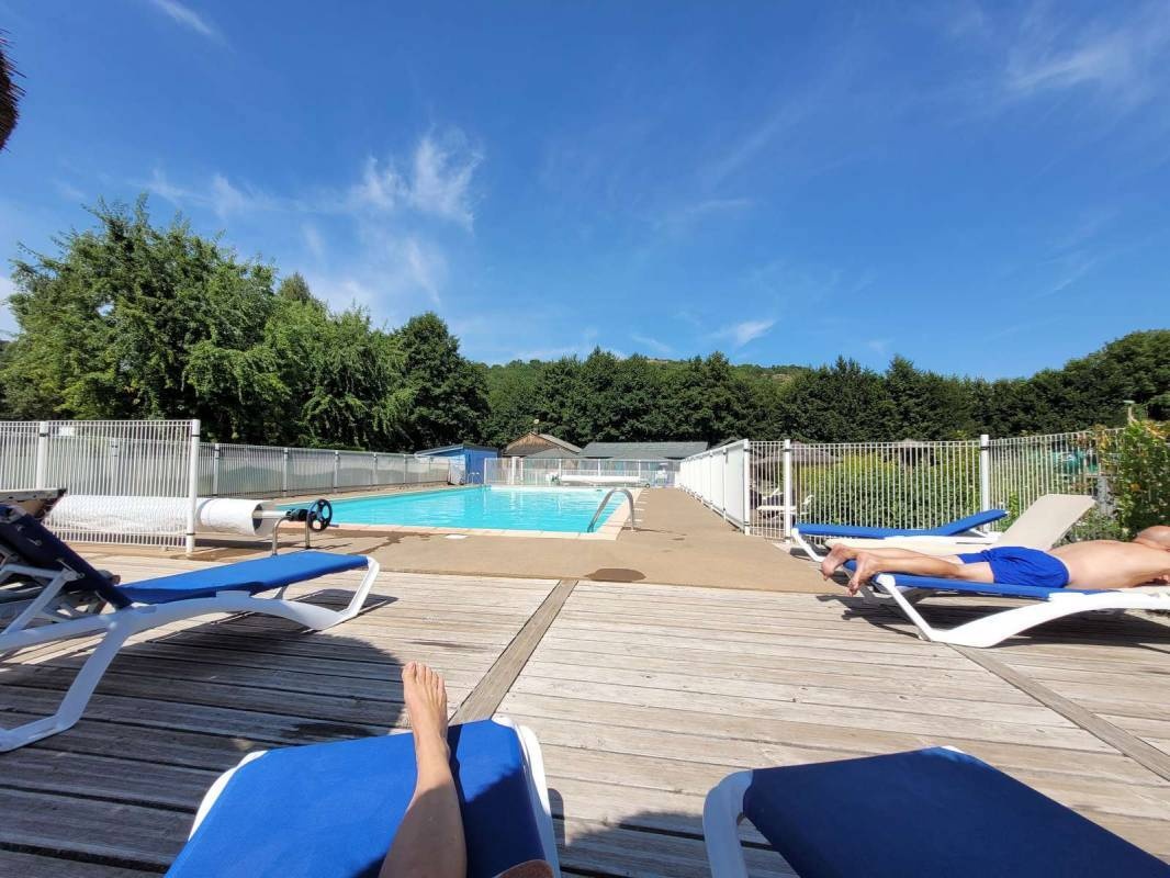 Camping Bombs — Campingplats in Chambon-sur-Lac / Auvergne-Rhône-Alpes