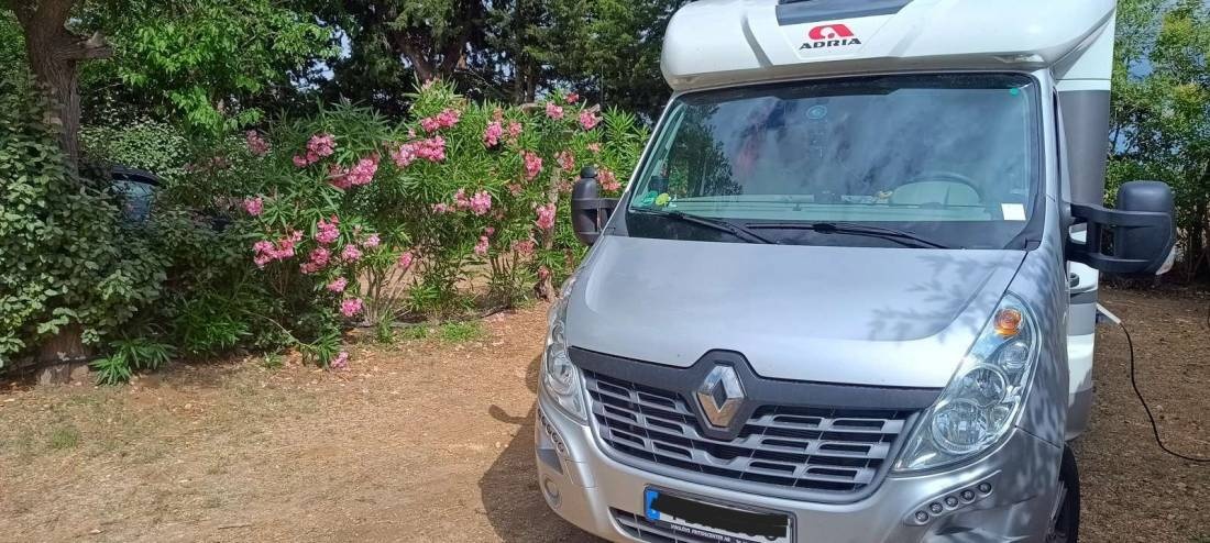 Camping Clairettes — Camping in Fontès / Occitanie