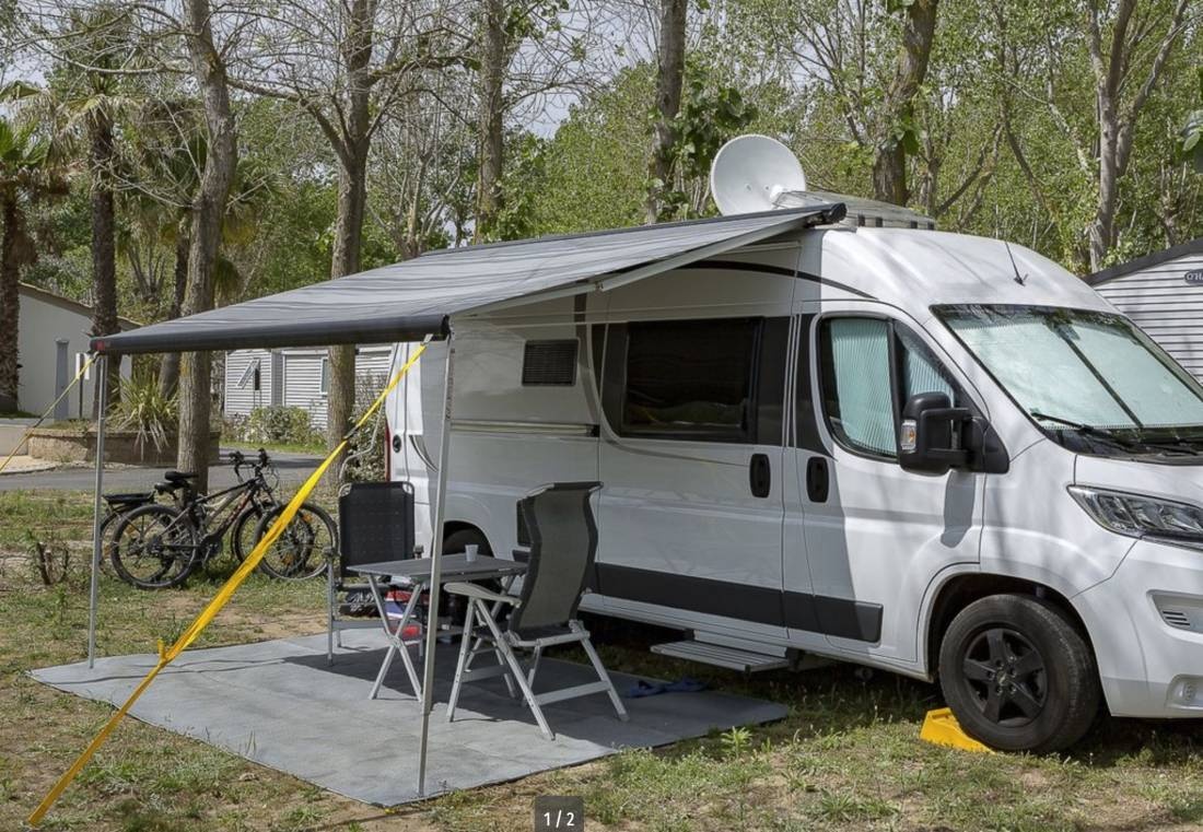 Camping Blue Bayou ***** — Campingplatz in Valras-Plage 