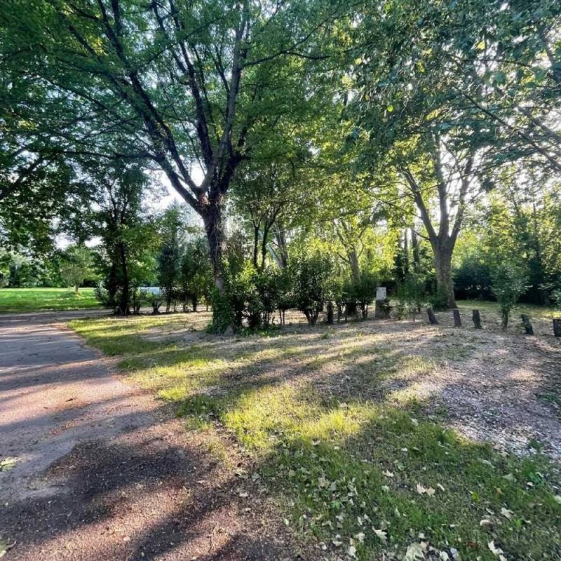 LODGES & NATURE Camping les 2 Rhône — Campingplats in Avignon