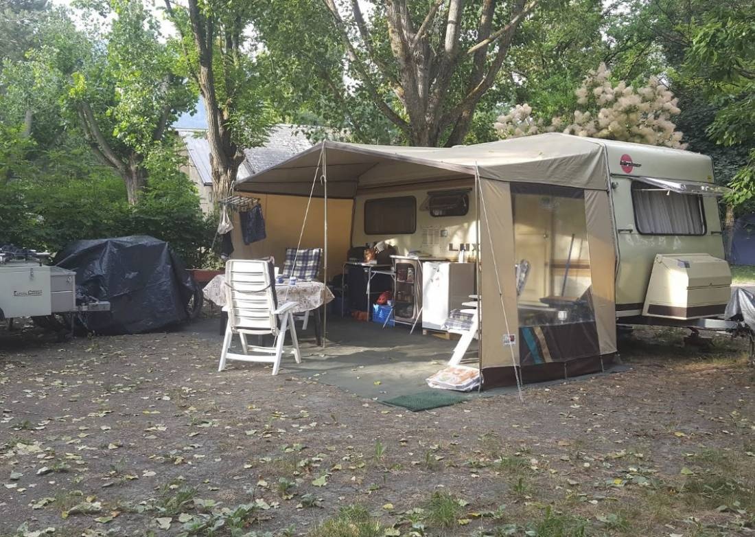 Camping Les Griffons *** — Kamp yeri in Embrun