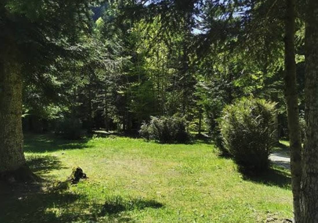 Camping Municipal des Eaux Douces — Kemp in Villar-Loubière