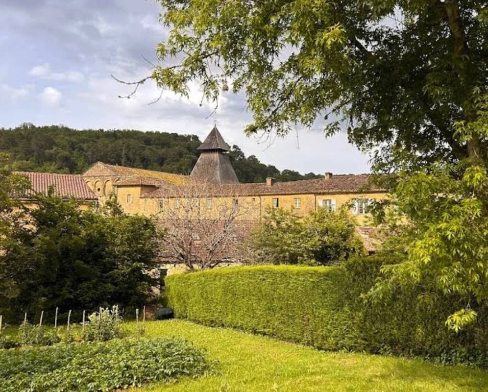 Camping Les Jardins de l'Abbaye ** — Campingplats in Le Buisson-de-Cadouin
