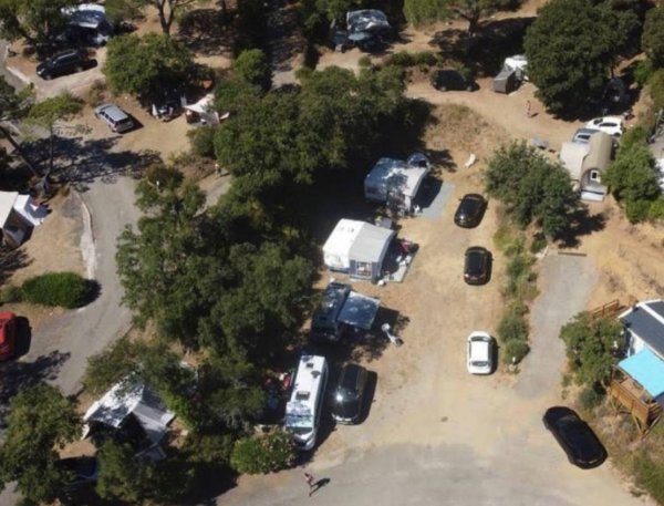 Camping Les Lauriers Roses — Photo 4