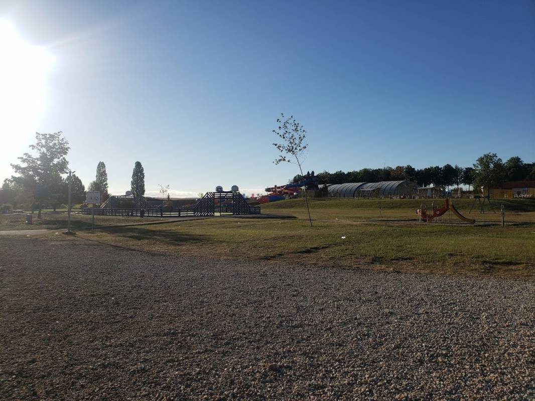 Camping du Centre de Loisirs — Campingplatz in Volstroff / Grand Est