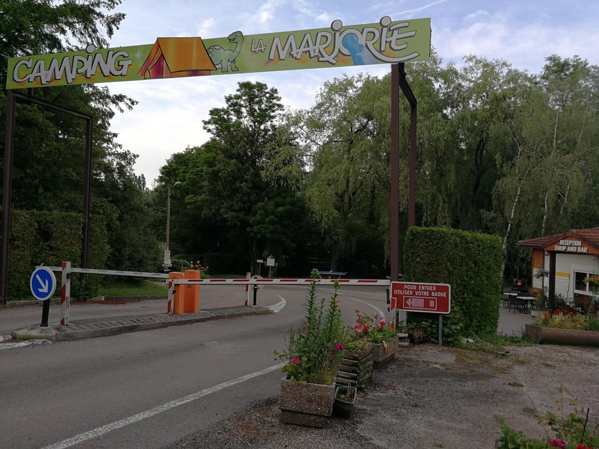 Camping Marjorie — Kemp in Lons-le-Saunier / Bourgogne Franche-Comté