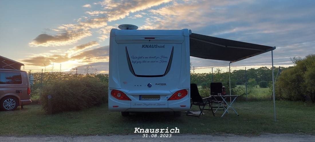 Camping Mâcon — Місце для кемпінгу in Sancé / Bourgogne Franche-Comté