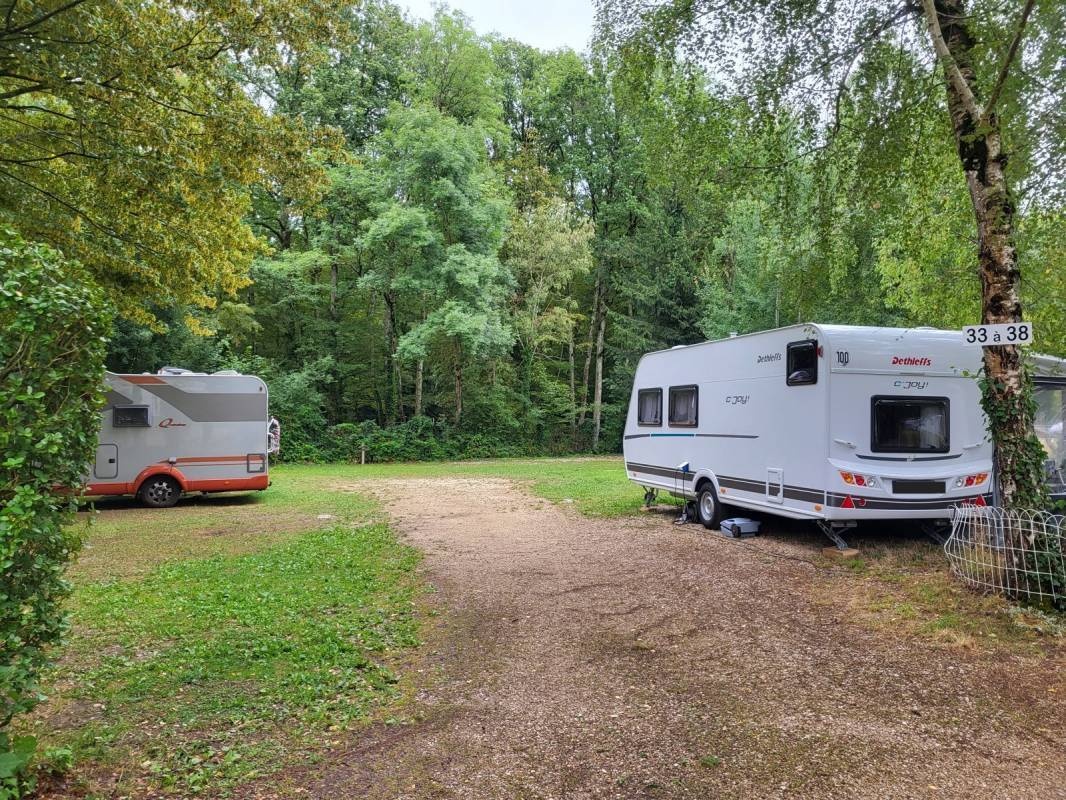 Camping La Plage — Cámping in Giffaumont-Champaubert