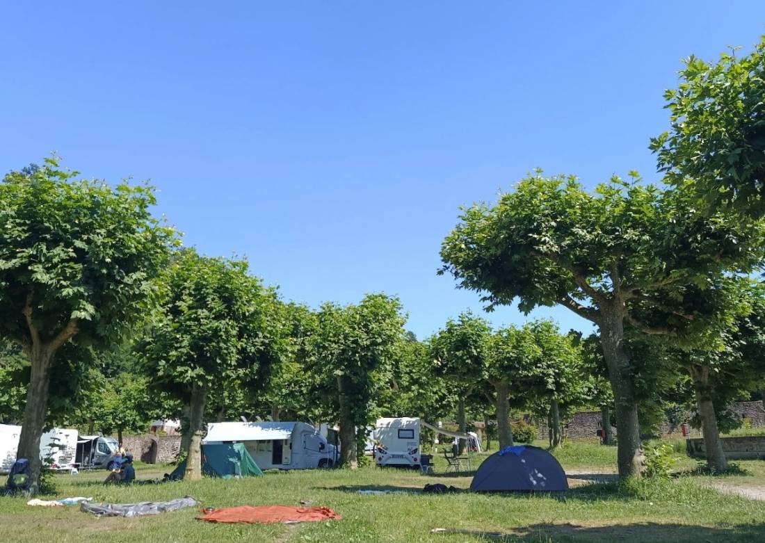 Camping Municipal Plaza Berri ** — Sítio de acampamento in Saint-Jean-Pied-de-Port