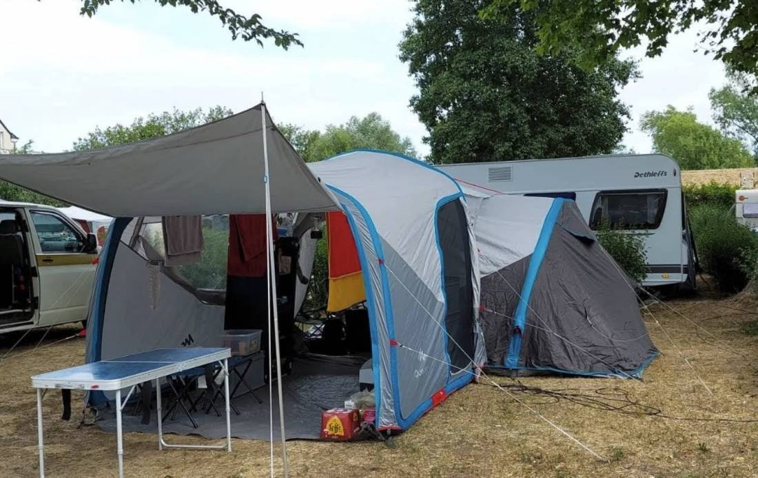 Camping Promenade **** — Kemp in Montjean-sur-Loire