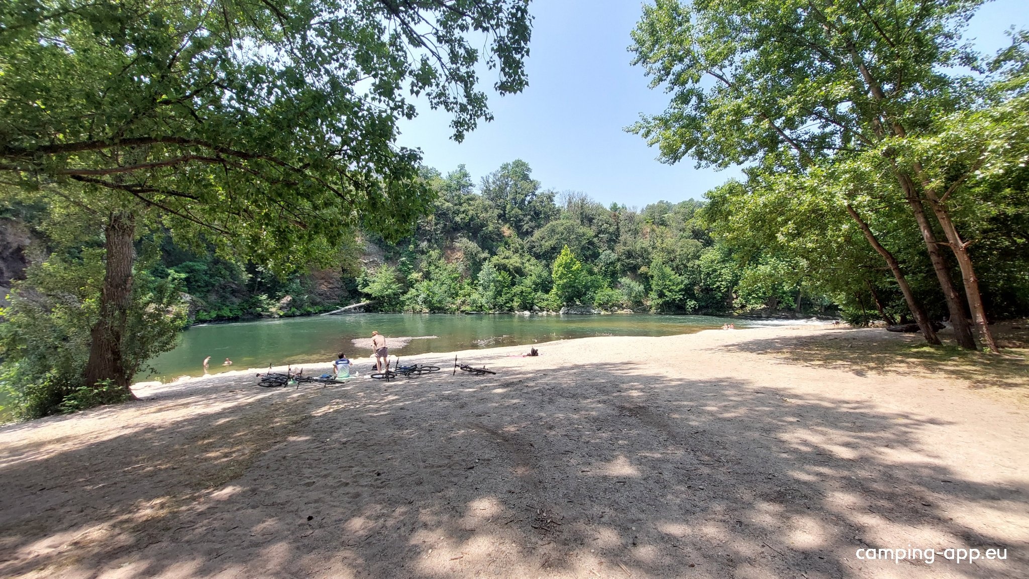 Camping Le Claps — Campingplats in Mons / Occitanie