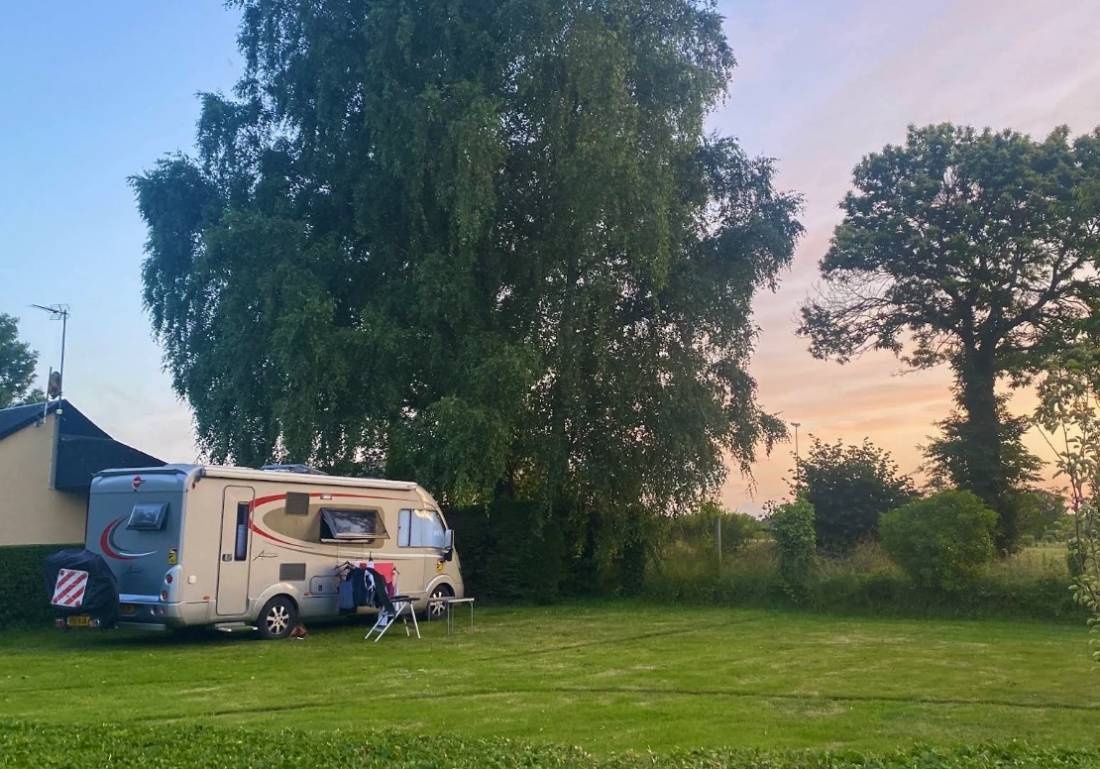 Camping de la Sélune ** — Area da campeggio in Saint-Hilaire-du-Harcouët