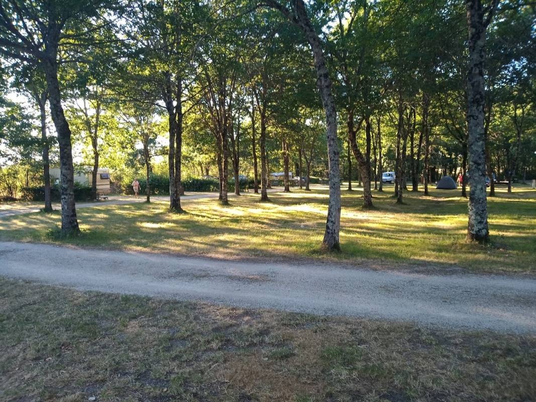 Camping Municipal Millots — Kemp in Rosnay