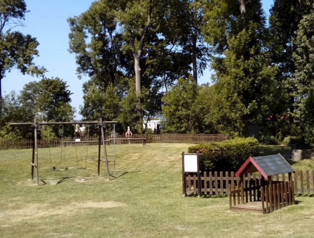 Camping Domaine du Héron *** — Campingplatz in Esquelbecq