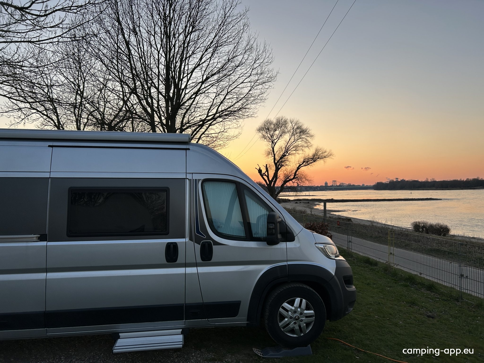 Camping Berger Köln Rheinufer **** — Campingplats in Köln-Rodenkirchen