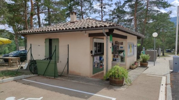 Camping Municipal Verdon Carajuan ** — Photo 3