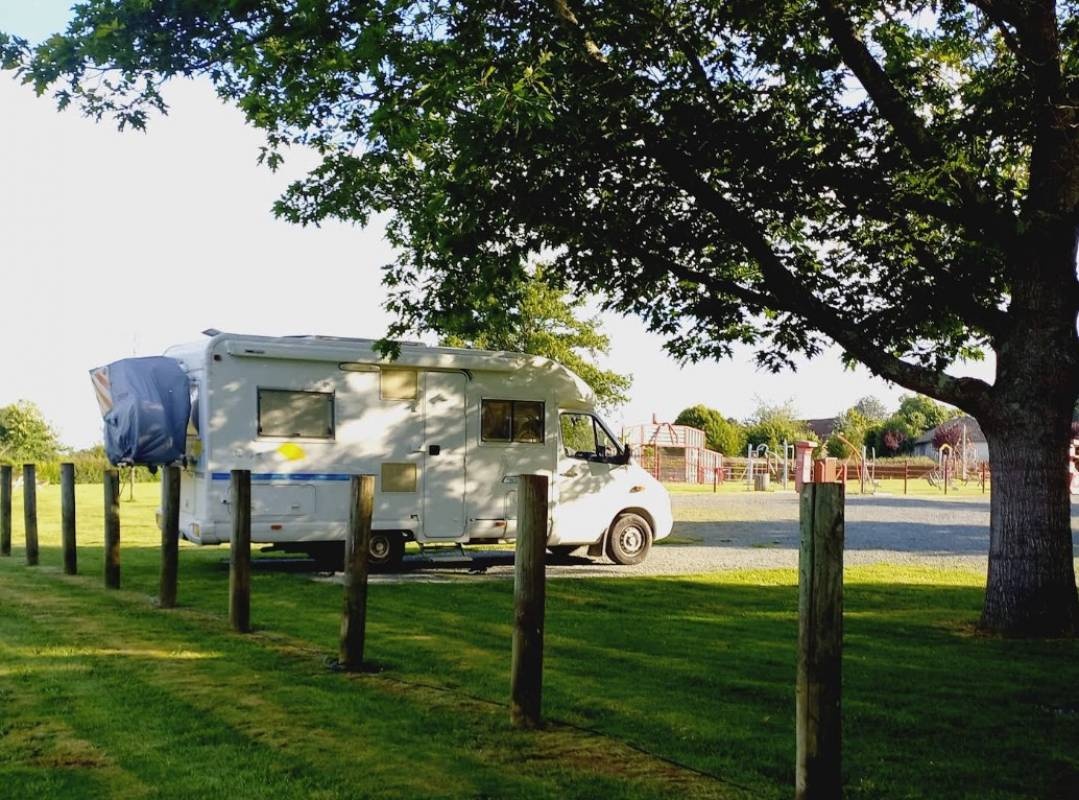 Camping Municipal — Sítio para autocaravanas in Mers-sur-Indre